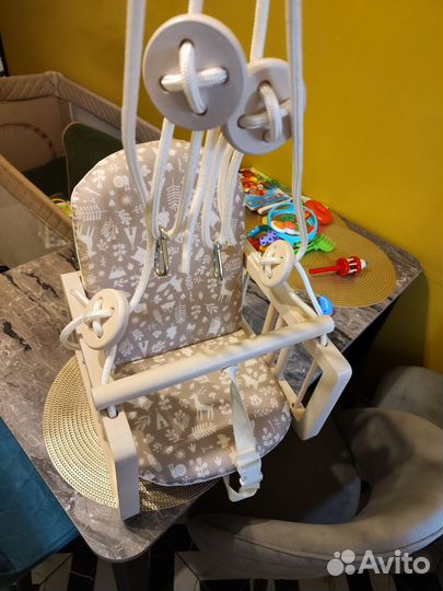 Детские качели комфортные