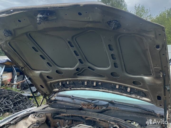 Капот на mercedes w 220
