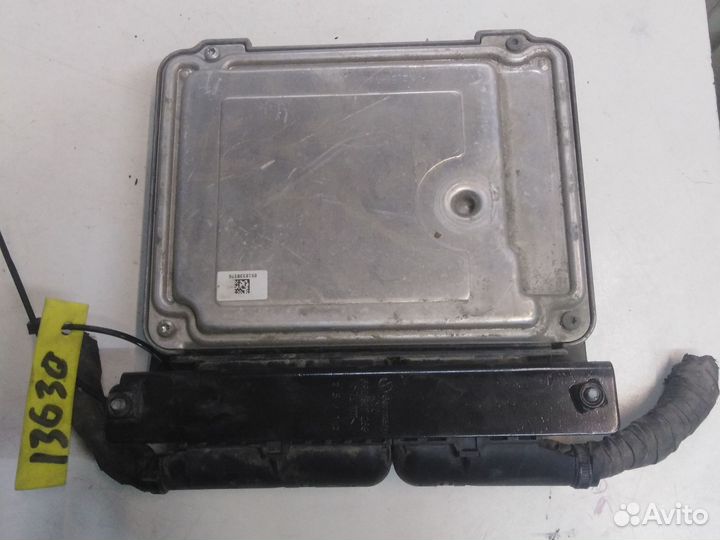 Блок управления двигателем Volkswagen jetta 6