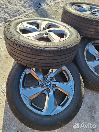 Оригинальные колеса R 18 Toyota RAV4 (XA50) 2022г