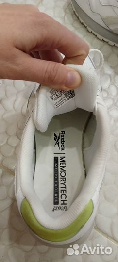 Кроссовки reebok женские