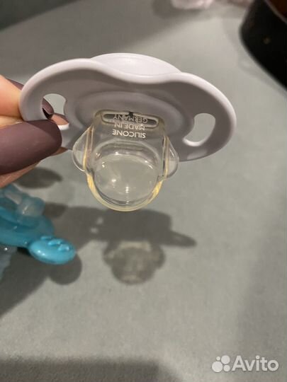 Пустышка avent 0-6 мес