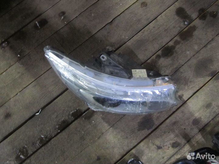 Фара правая Mercedes-Benz V-klasse 2 w447 (2014-нв
