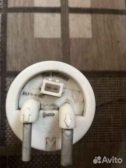 Датчик уровня топлива passat b3