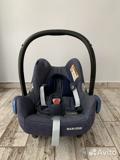 Автокресло-переноска 0+ Maxi-Cosi CabrioFix
