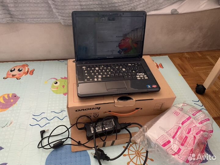 Ноутбук lenovo на запчасти