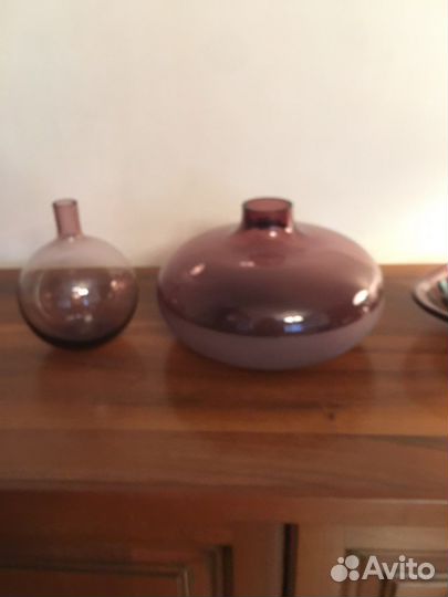 Вазы, цветное стекло