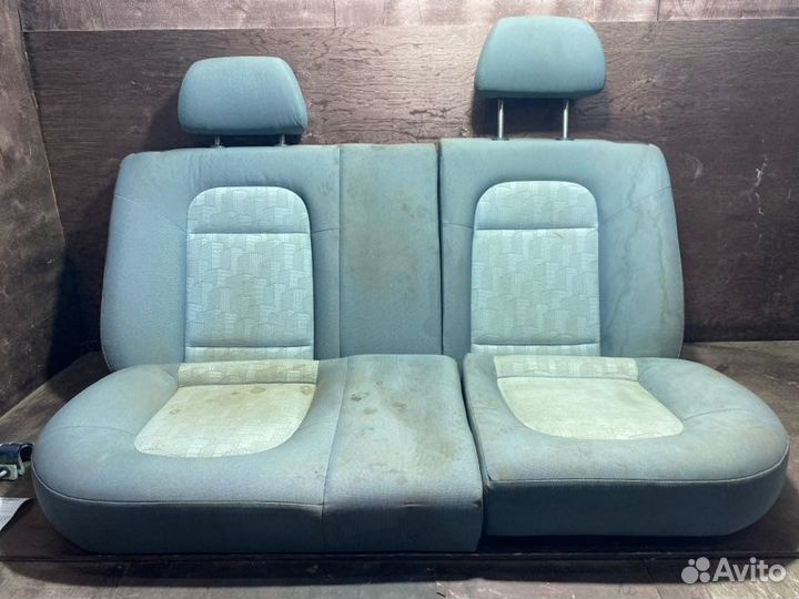 Сиденье заднее Skoda Fabia 6Y2 AME 2001