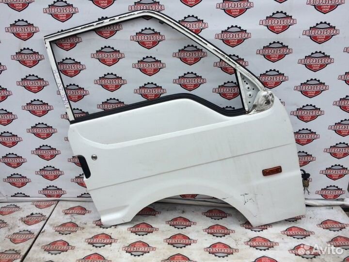 Дверь передняя правая Mazda Bongo SKP2V L8 2015