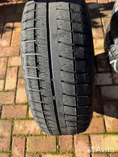 Bridgestone Blizzak Revo GZ 185/60 R15 84S