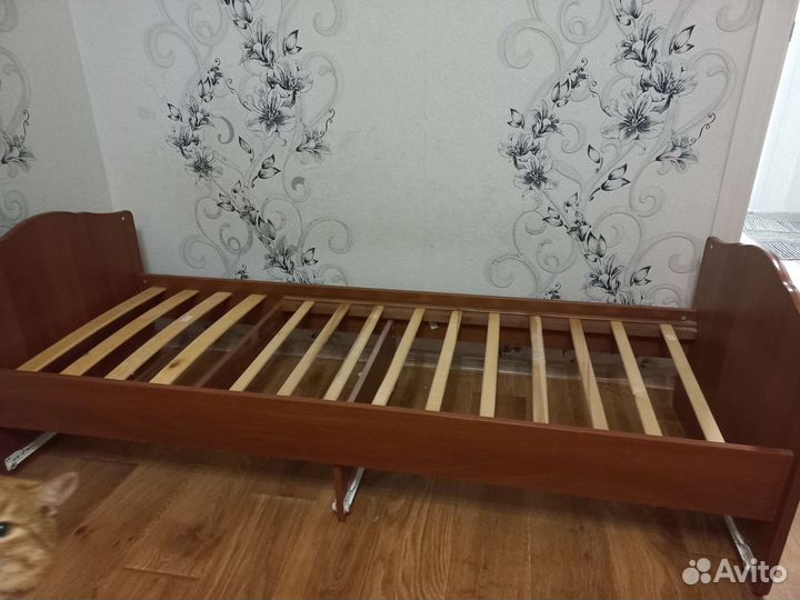 Детская кроватка трансформер с комодом