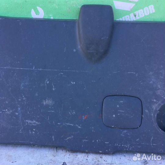 Обшивка двери багажника Хендай Сантафэ