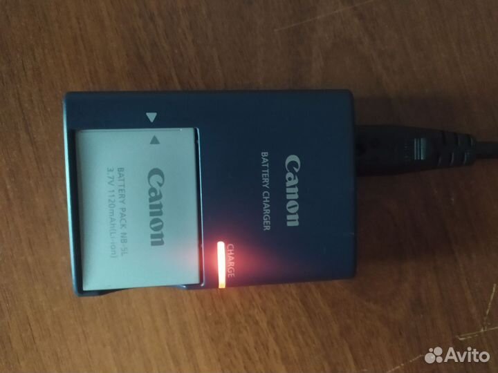 Зарядное для фото Canon с аккумулятором