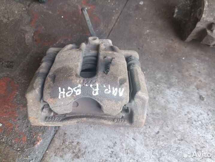 Вентилируемый суппорт правый LADA Largus