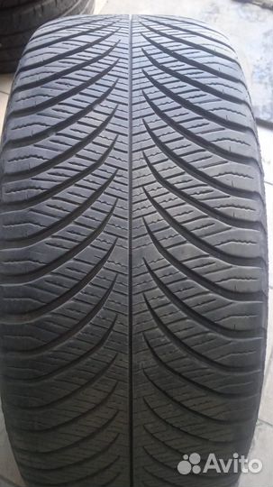 Goodyear Vector 4Seasons 235/50 R18