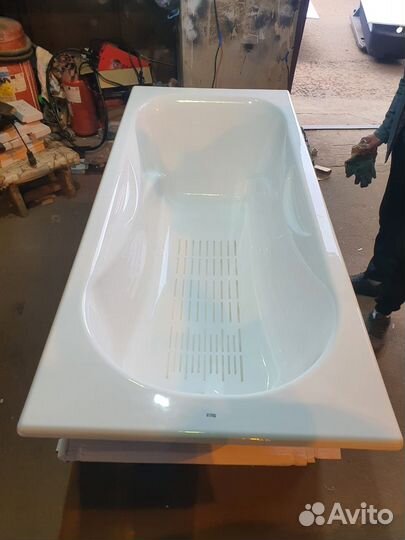 Ванна чугунная