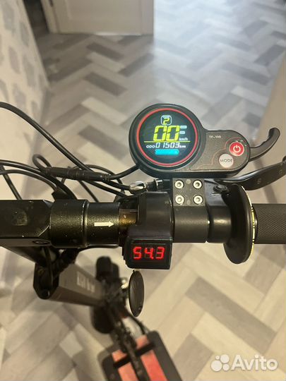 Самокат взрослый электрический бу