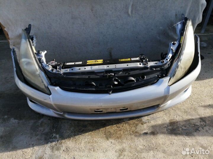 Nose cut Toyota Wish ZNE10