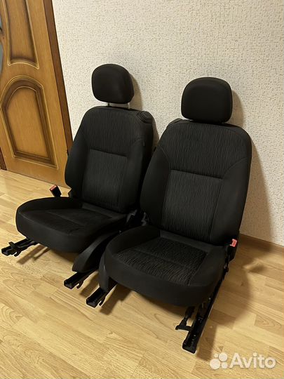 Сиденья на Opel Astra Gtc J