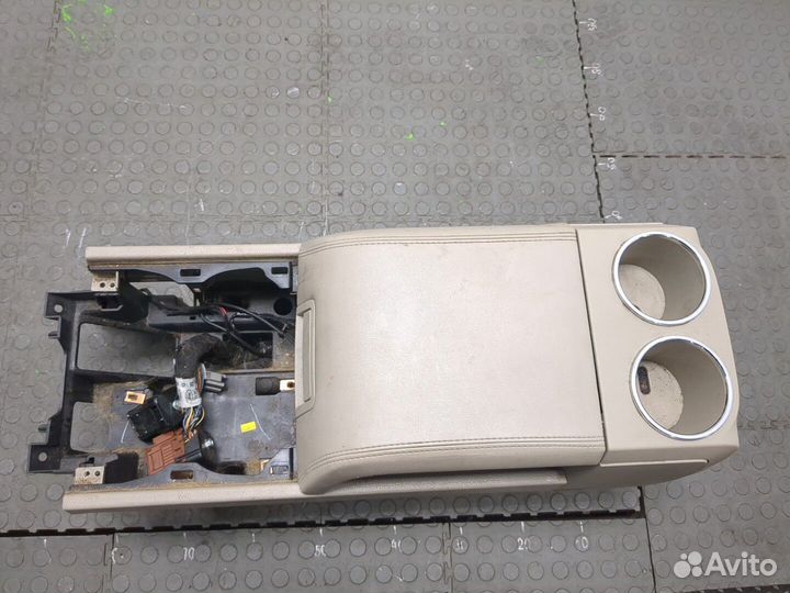 Консоль салона Lincoln Navigator, 2013