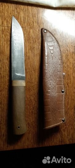 Охотничий нож из дамасской стали