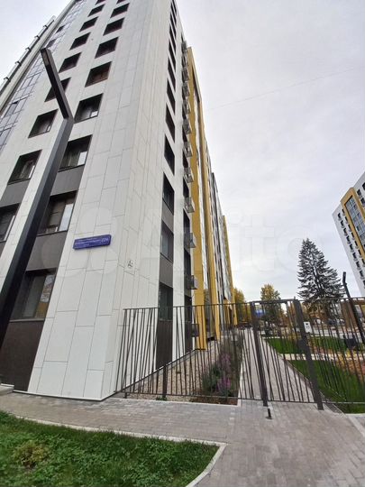 3-к. квартира, 55,5 м², 1/12 эт.