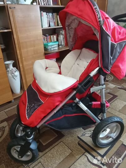 Детская коляска