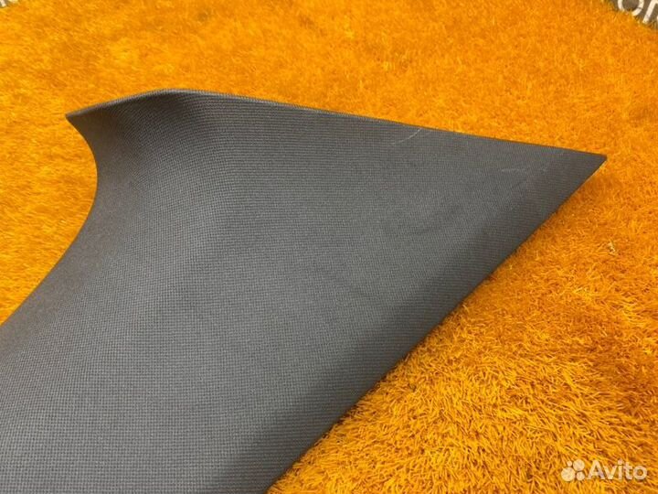 Обшивка стойки задняя левая Porsche Cayenne 957