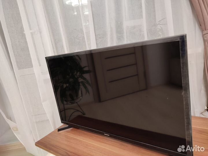 Продам телевизор