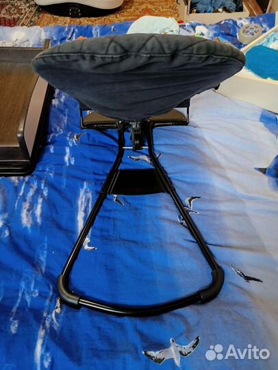 Шезлонг для новорожденных бу