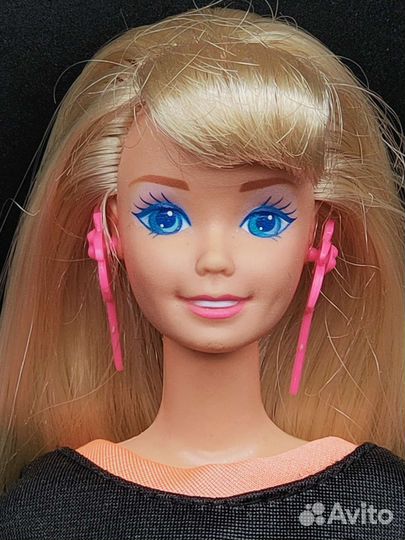 1993 год. Глиттер Хеир Барби. Малайзия, блондинка
