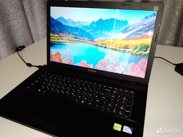Ноутбук Lenovo