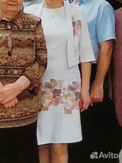 Костюм женский