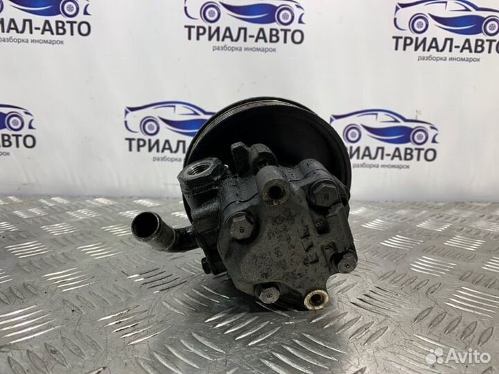 Насос гур Q7