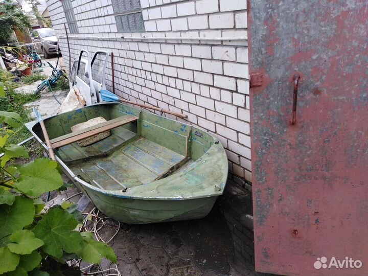 Лодка алюминиевая 