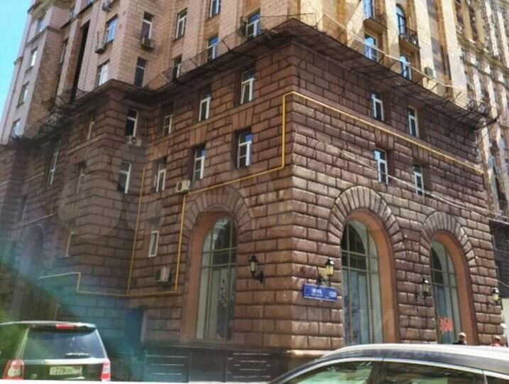 Сдам торговое помещение, 320 м²