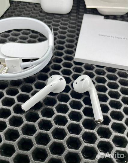 Беспроводные наушники apple airpods 2