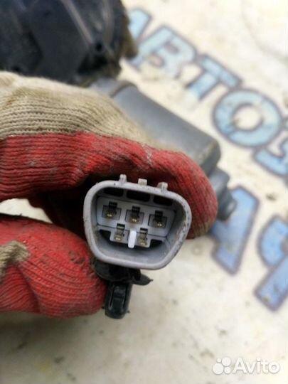 Моторчик стеклоочистителя передний Toyota Corolla E15 8511012A20 Отличное состояние