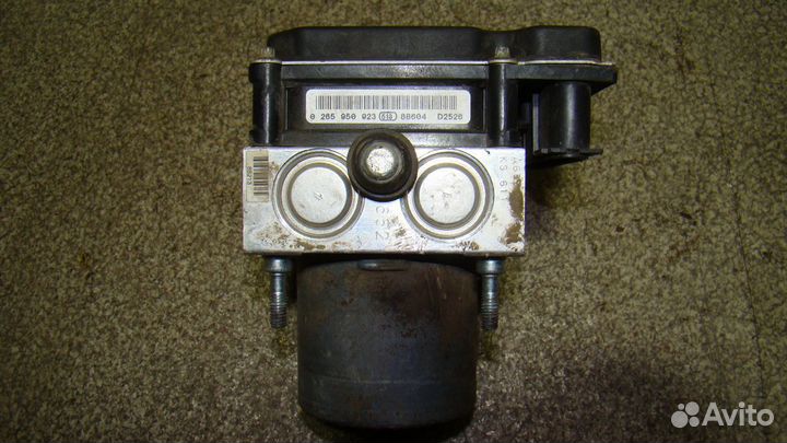 Блок ABS (насос) Subaru Forester III (SH) 2009-20