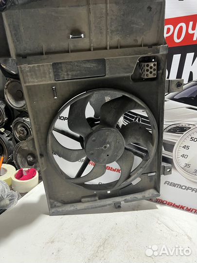 Вентилятор охлаждения радиатора Nissan Note E11