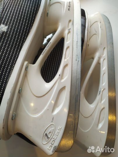 Коньки мужские Pulsar 112. 29,5см с чехлом