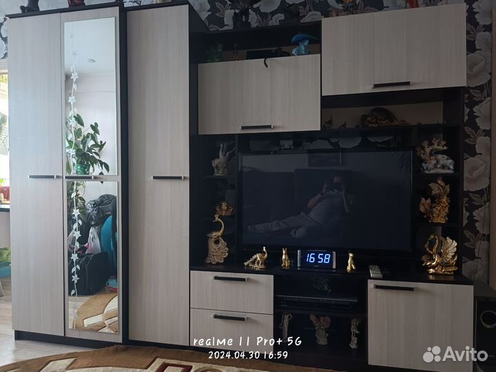 Стенка горка в гостиную бу