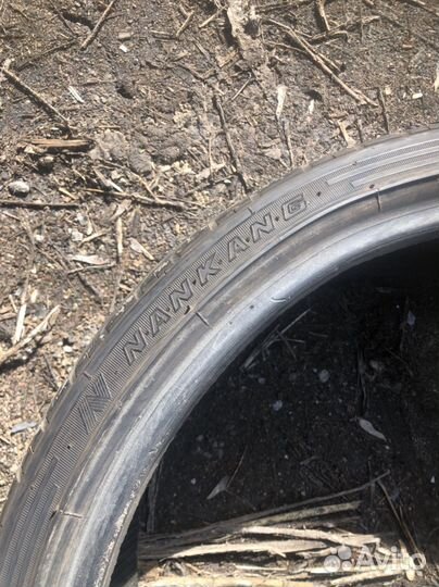 Nankang NS-2 215/35 R19