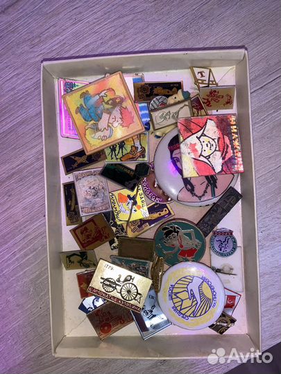 Значки и медали СССР