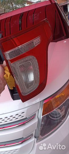 Задний стоп сигнал правый