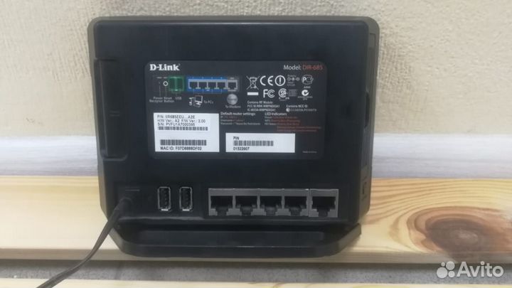 D-link DIR-685 роутер + hdd