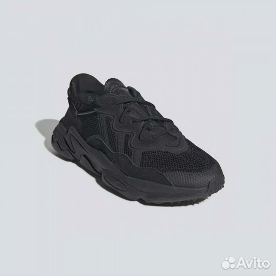 Кроссовки Adidas ozweego