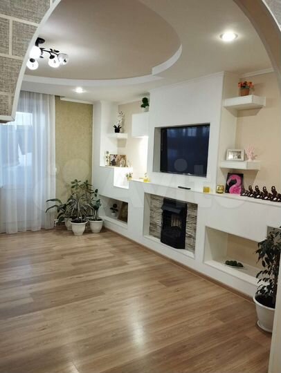 2-к. квартира, 68 м², 2/3 эт.