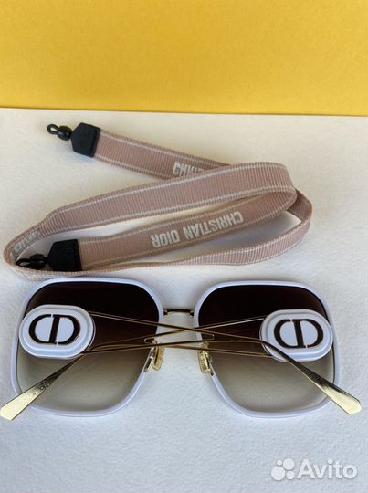 Солнцезащитные очки женские dior