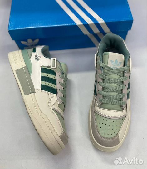 Кроссовки adidas новые